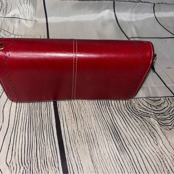 Women's Large Capacity RFID Blocking Luxury Genuine Leather Clutch Wallet - Picture 8 of 12